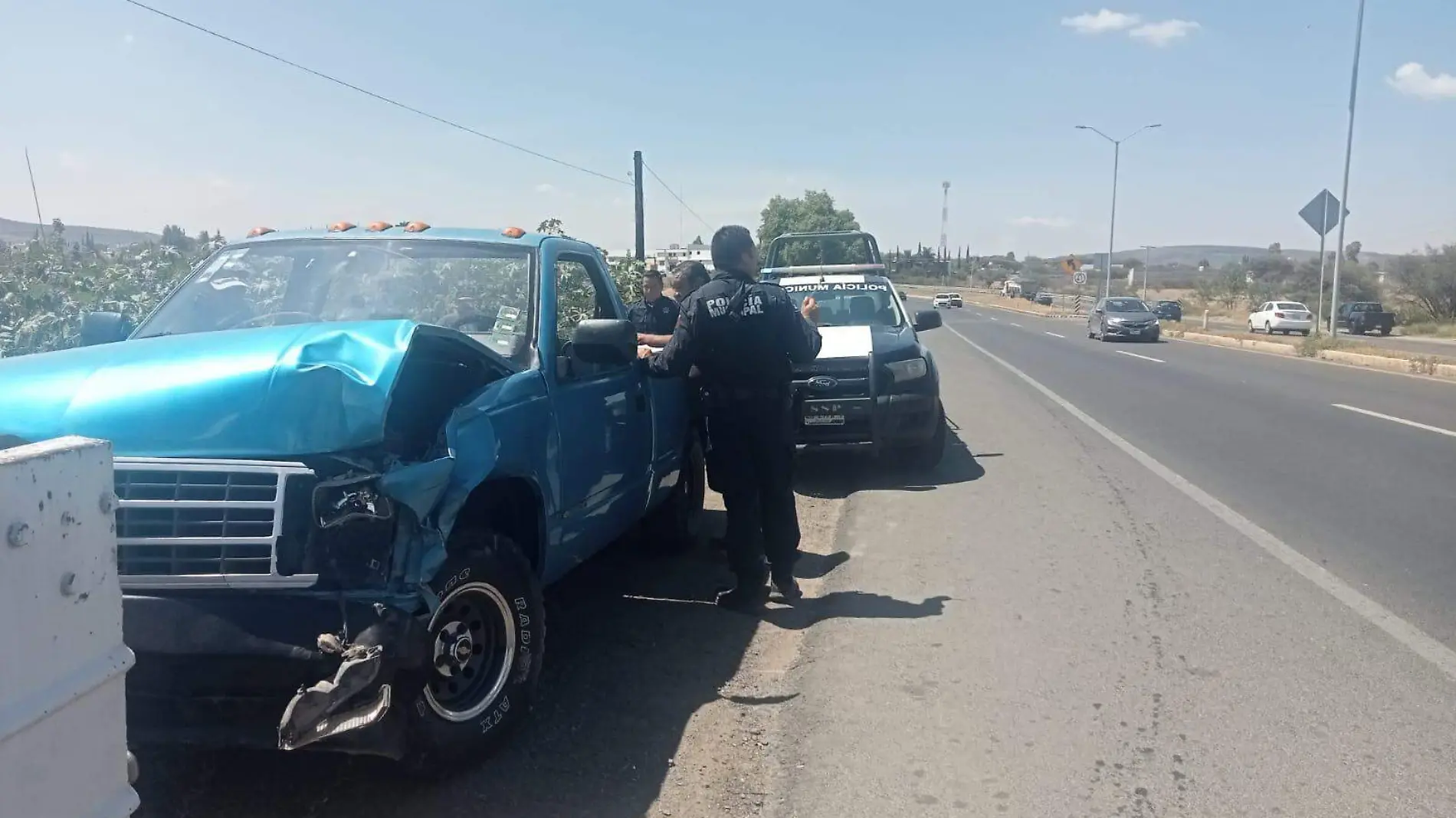 SJR POLI FUE EN LA ENTRADA